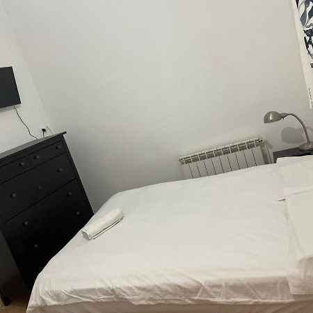 Leon Habitaciones Мадрид Екстер'єр фото